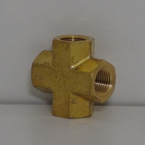 1/8 NPTF Union Cross